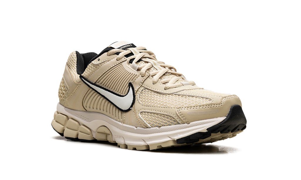 Air Zoom Vomero 5 WMNS "Team Gold" FJ2028 700