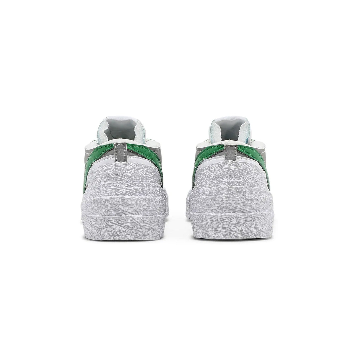 Nike Blazer Low x Sacai 'Medium Grey Classic Green'