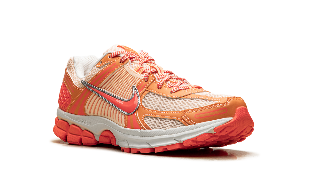 Zoom Vomero 5 WMNS "Crimson Tint Hot Lava" IR1971 807