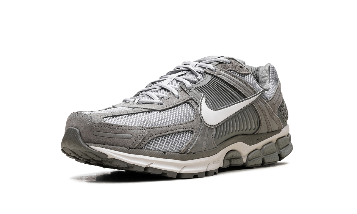 Zoom Vomero 5 "Dark Stucco" HF1553 002