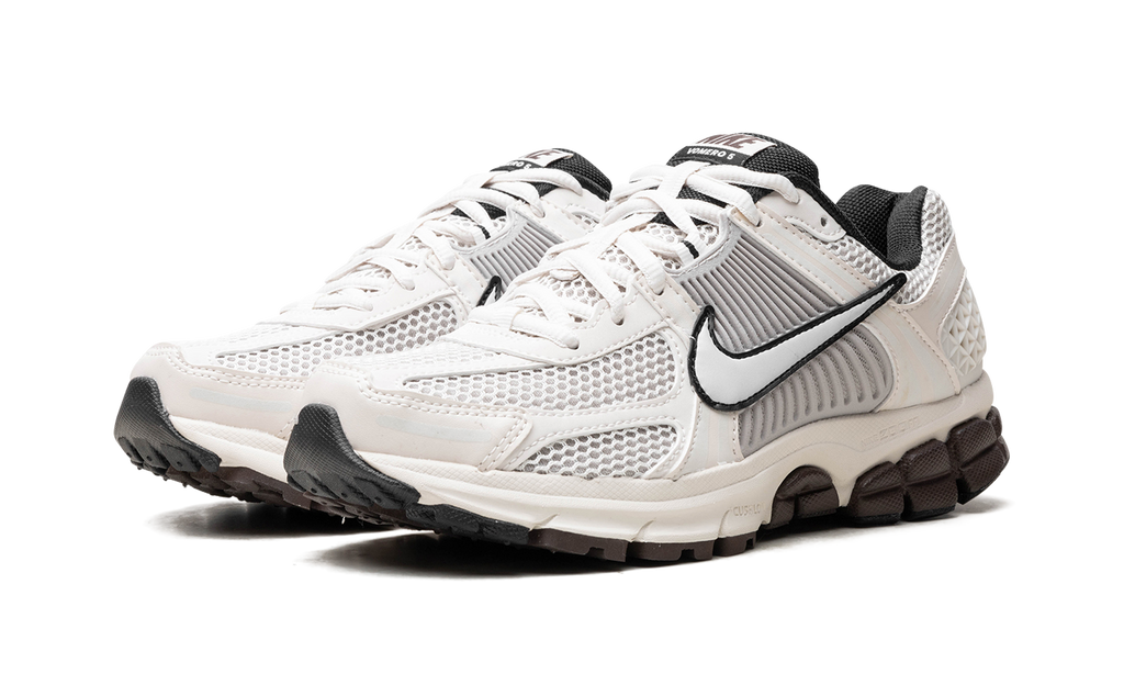 Air Zoom Vomero 5 WMNS "Phantom" FJ2028 001