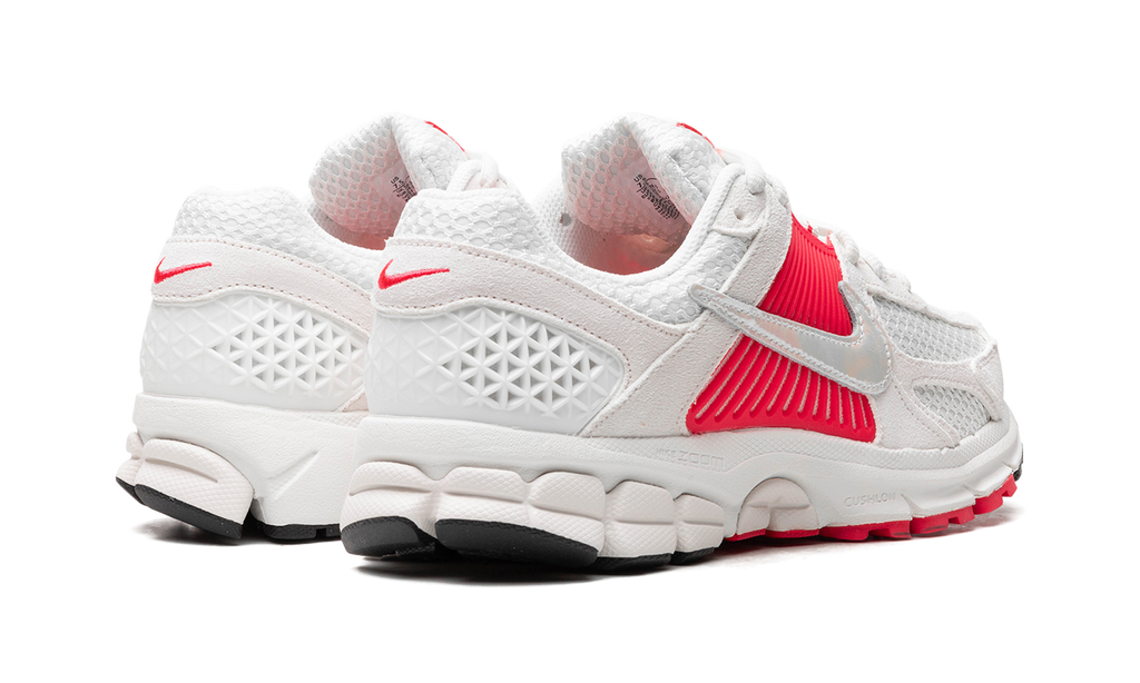 Air Zoom Vomero 5 WMNS "Siren Red" HF5072 133