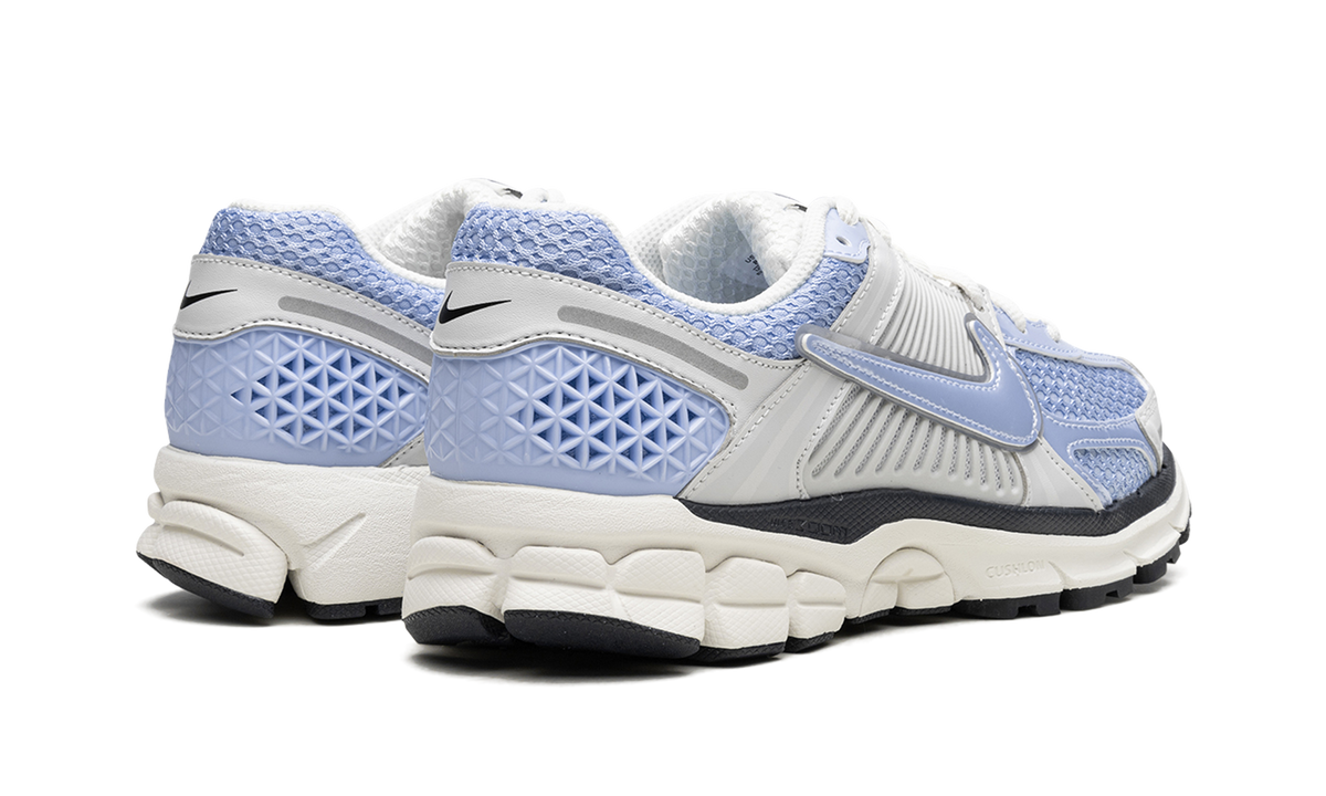 ZOOM VOMERO 5 WMNS "Royal Tint" FJ4588 025